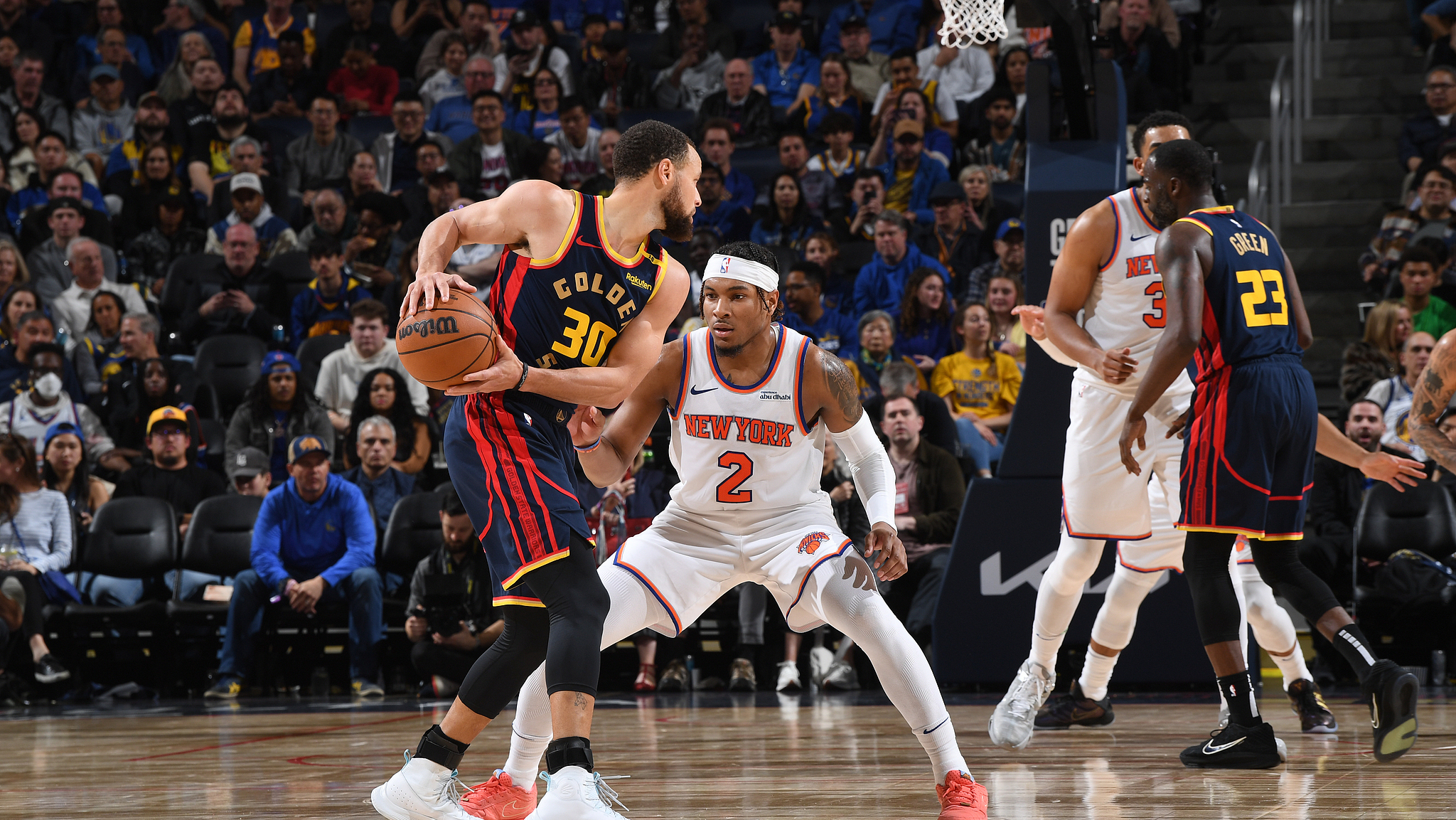 关于勇士主场再胜创造现代NBA纪录的信息