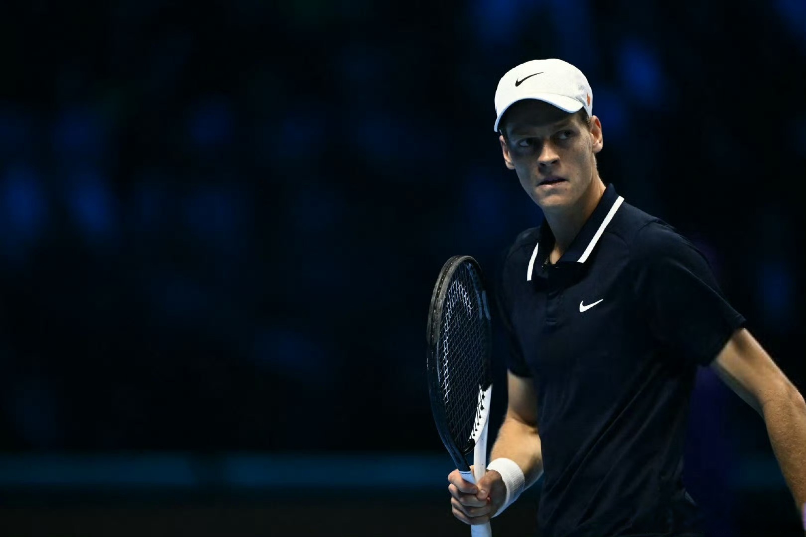 ATP总决赛逆转美网，辛纳惊艳四座