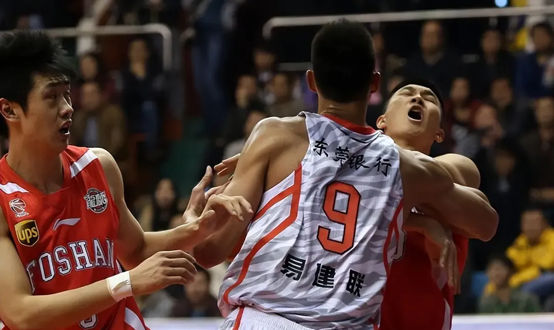 广州队逆转广东队,恩比德惊艳四座 广州队逆转广东队,恩比德惊艳四座