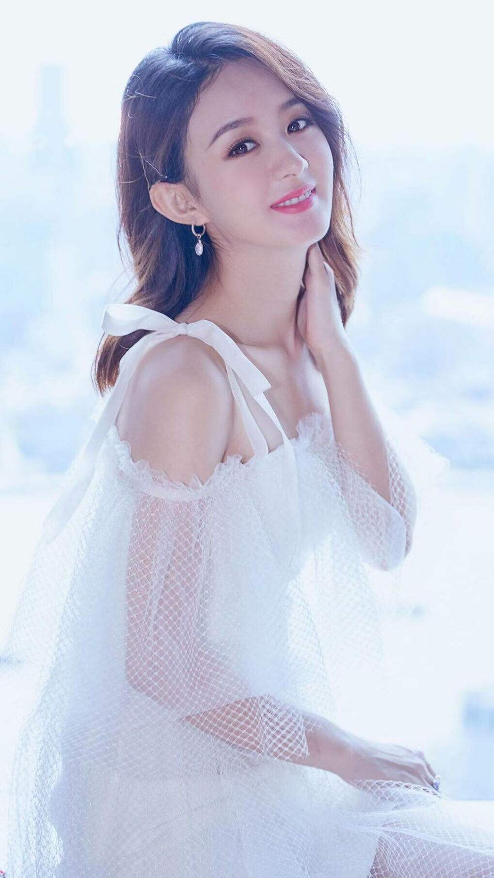 镣铐与奔袭，当突尼斯的地缘棋局遇见劳塔罗的致命一击