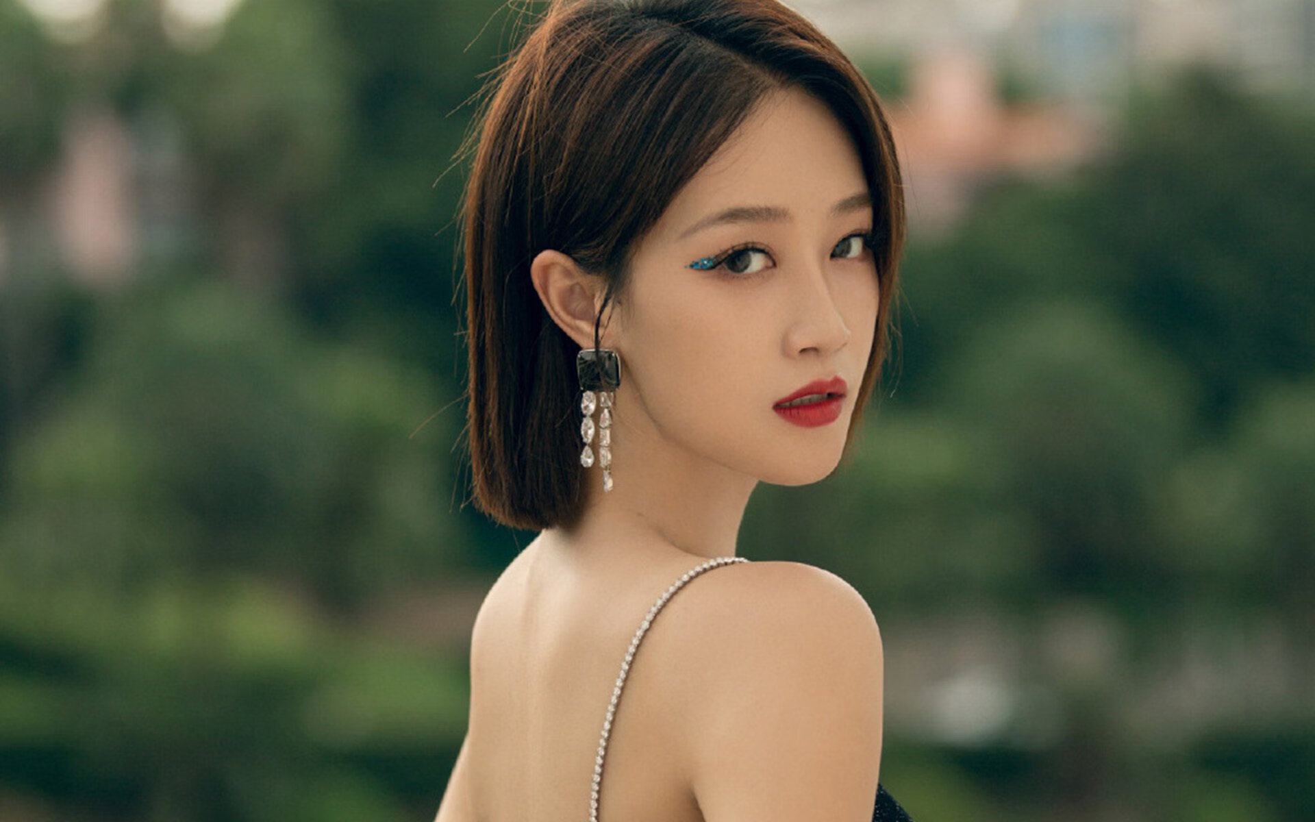 三狮军团火力全开压制南美劲旅，绝境之王C罗再演关键先生传奇