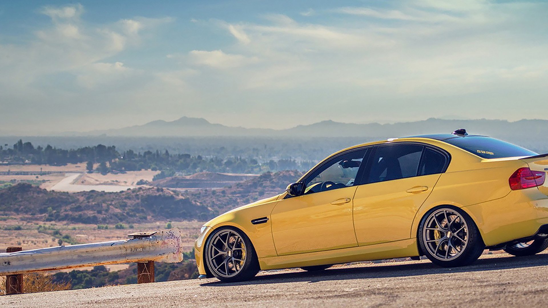 跨界狂想曲，篮球场与赛车道的双重奏