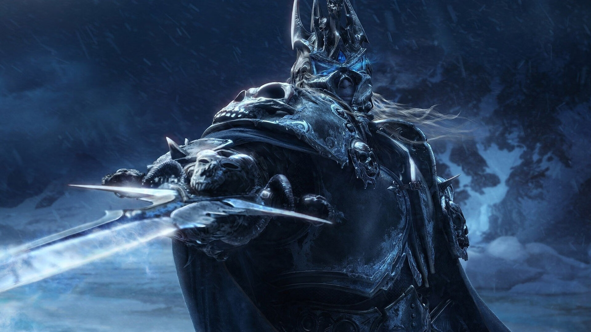 维尼修斯戴上权杖,波兰推开丹麦—足球世界正在迎接新的主角