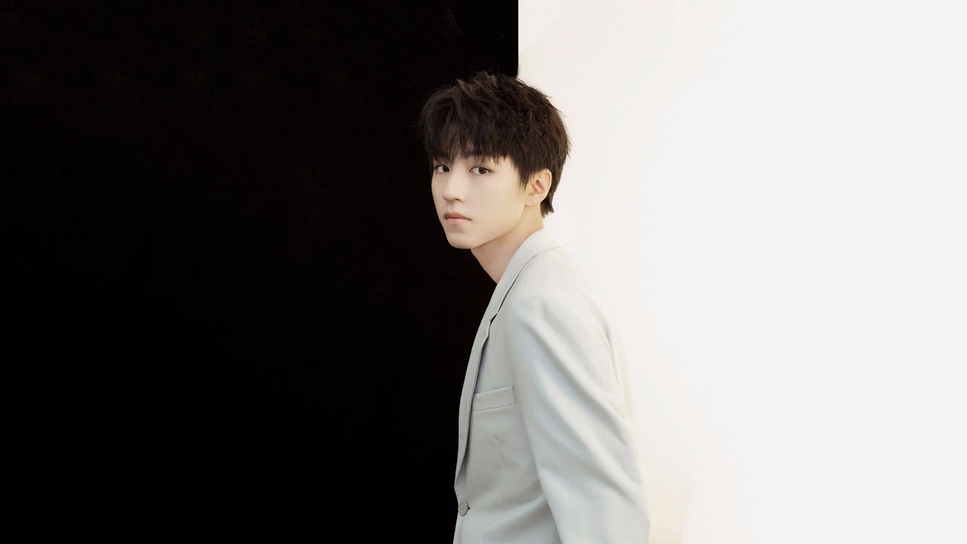 奇才vs凯尔特人，字母哥全程高能输出主宰比赛